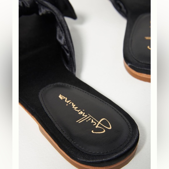 Guilhermina Satin Bow Slippers Black Size: 9 (40) - Picture 6 of 6